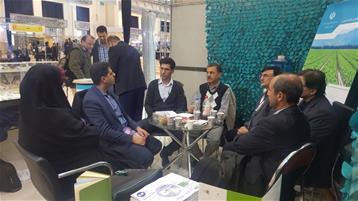 شمس در نمایشگاه گیاهان دارویی